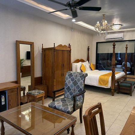 Hotel Sterling Kastoori Rudraprayāg Esterno foto