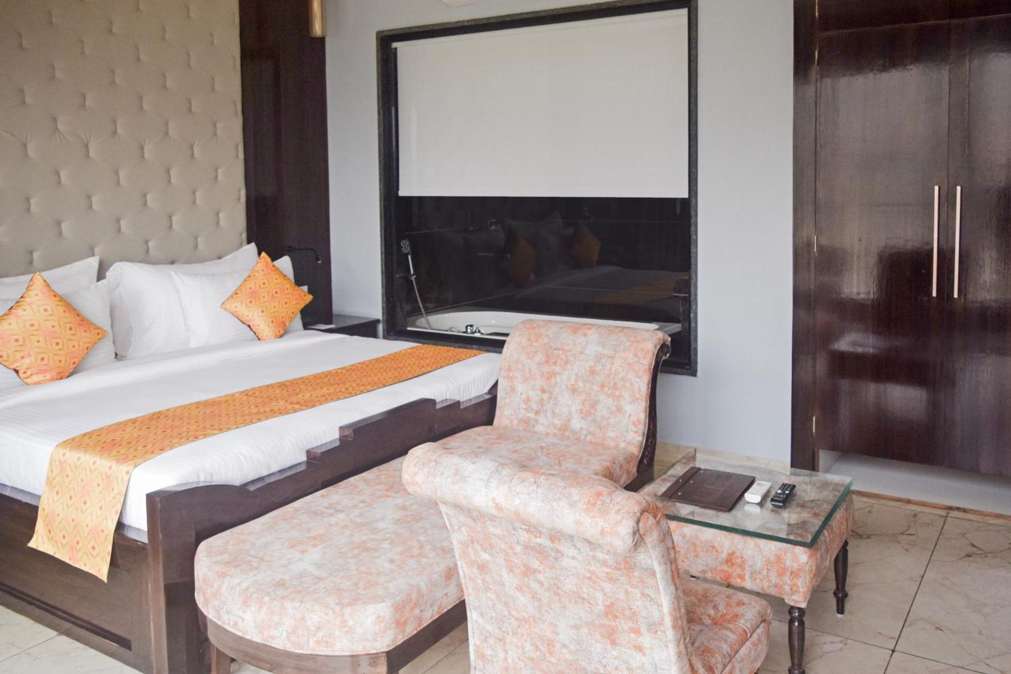 Hotel Sterling Kastoori Rudraprayāg Esterno foto